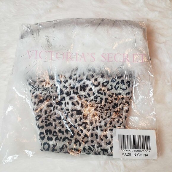 🔥RARE & HTF NEW!!! 2007 Victoria's Secret Very Sexy Snow Leopard Santa Hat - Picture 2 of 10